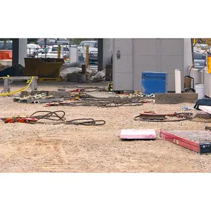 Slips & Trips for Construction - Online Training Course - English Main Image