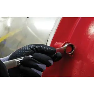 Workplace Safety Basics: Safe Use of Equipment - Online Training Course - English Main Image